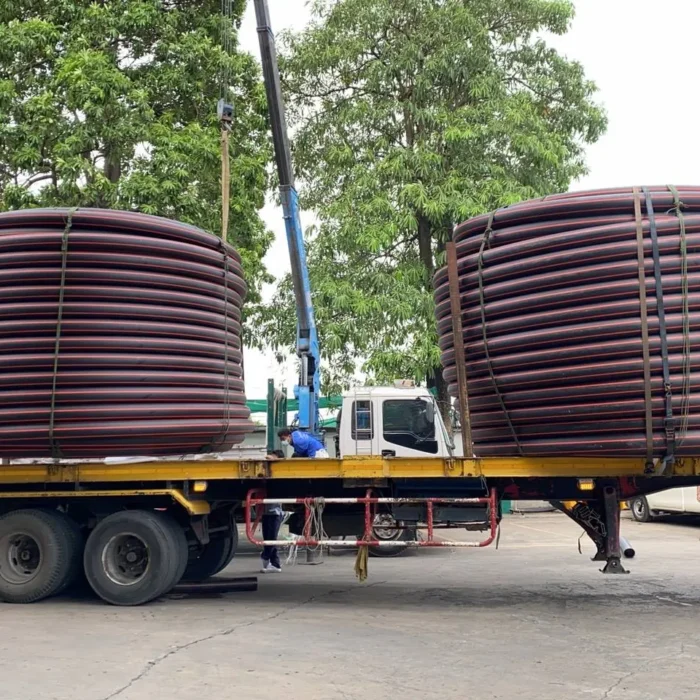 ท่อ HDPE ท่อ PE หนาแน่นสูง PE100 PN6 SDR26 TGG